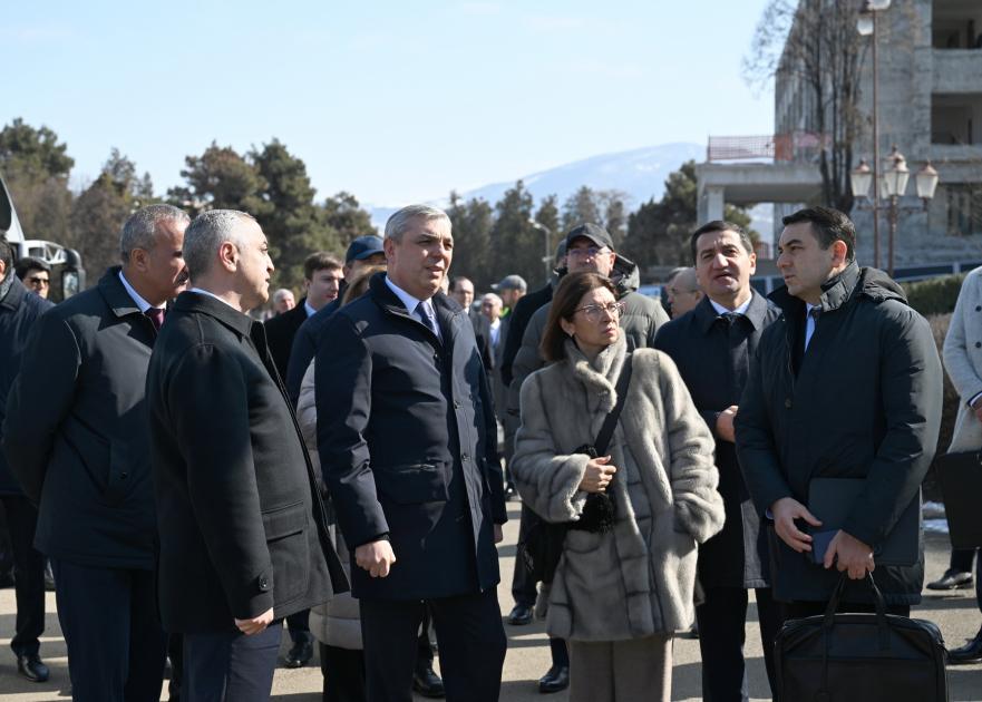 PA&nbsp;rəhbəri məmurları Xankəndi şəhərinə topladı: iclasda nələr müzakirə edilib? + FOTOLAR