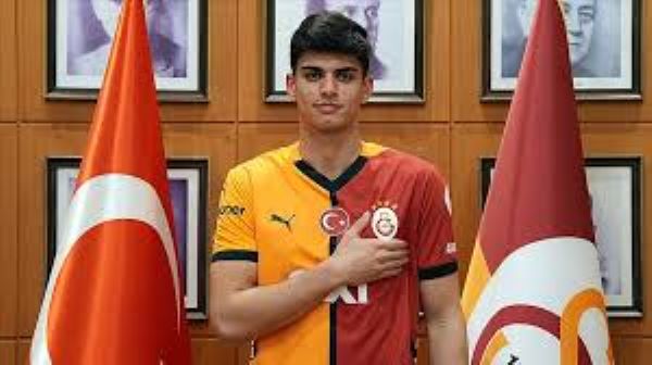 "Beşiktaş" istədi, "Qalatasaray" aldı - 18 yaşlı müdafiəçi ilə müqavilə imzalandı