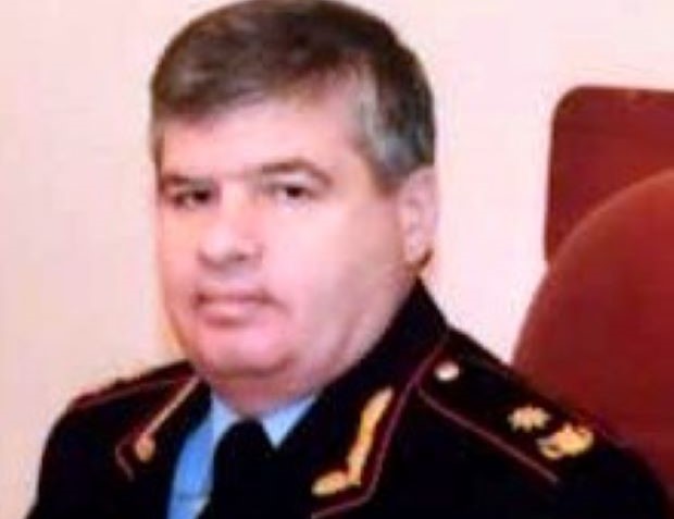 Məşhur general evində yıxılaraq öldü - "Başı döşəməyə dəyib..."