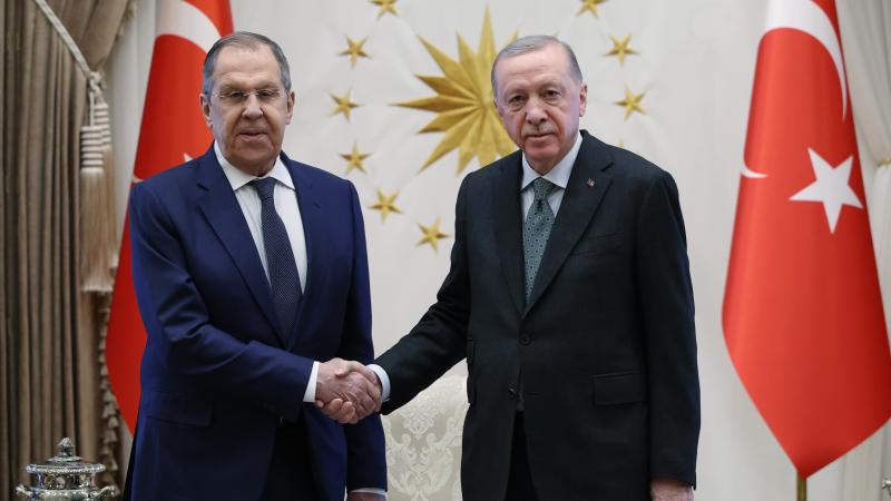 Ərdoğan Lavrovu qəbul edib - Mətbuata qapalı görüş başlayıb