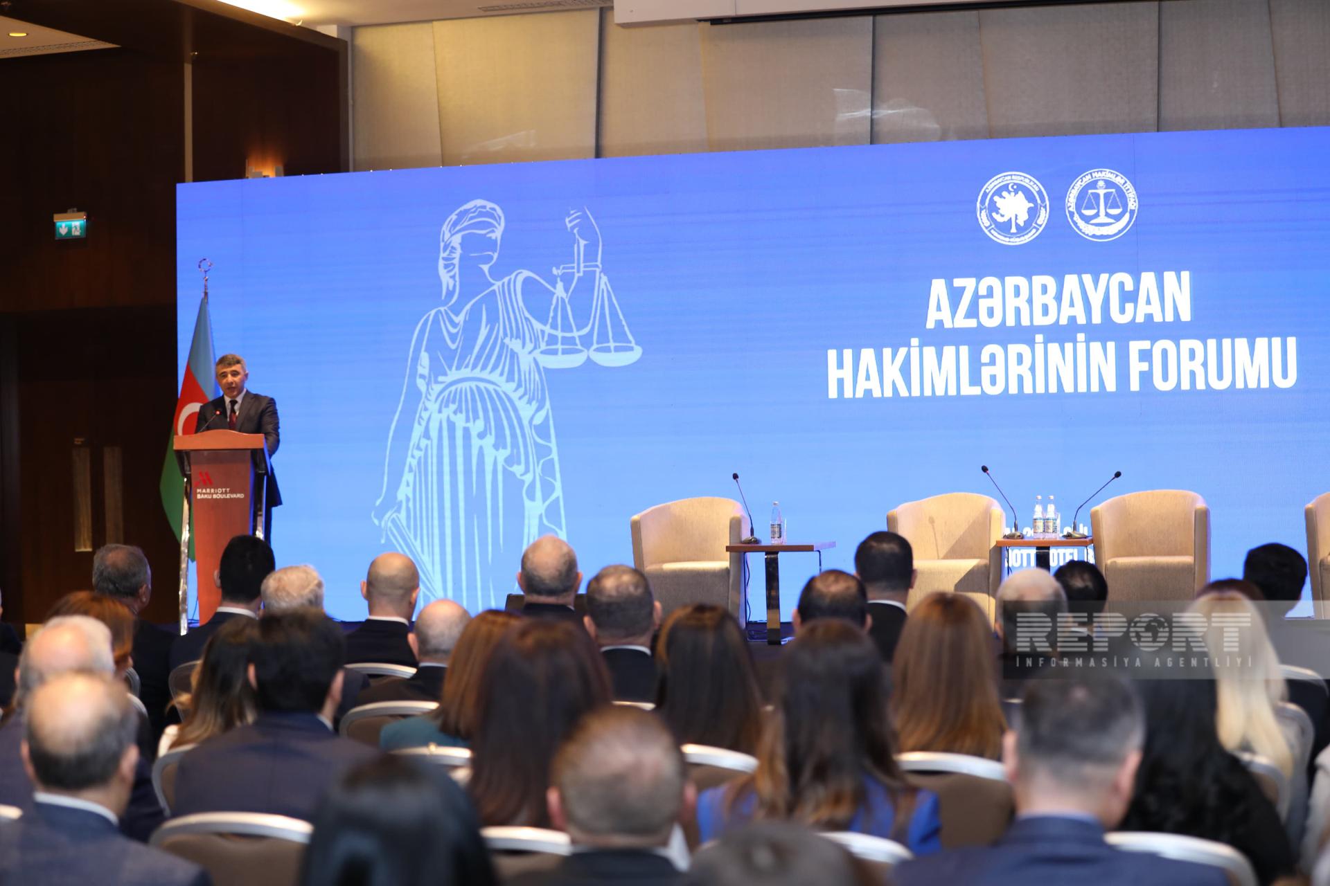 Azərbaycan Hakimlərinin ilk Forumu...&nbsp;- FOTOLAR (Yenilənib)