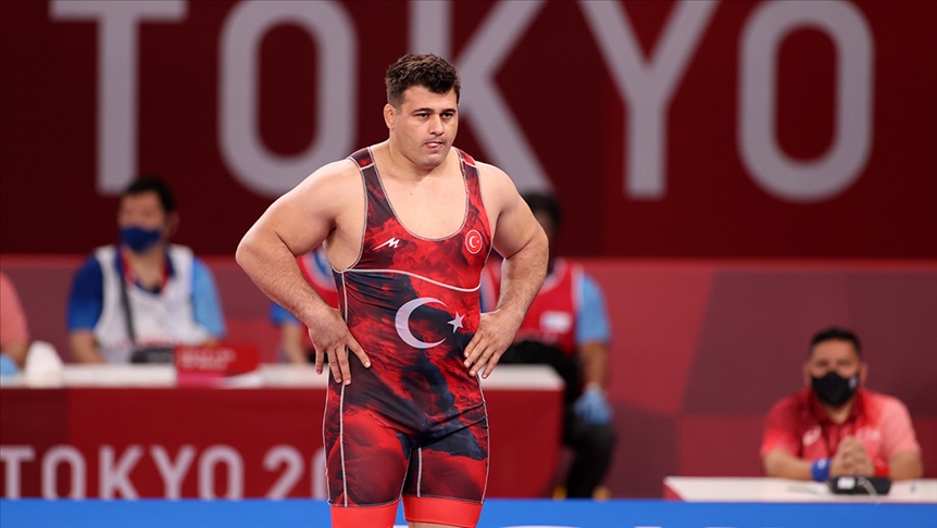 Türk&nbsp;güləşçi Rıza Kayaalp 4 il güləşdən uzaqlaşdırılıb