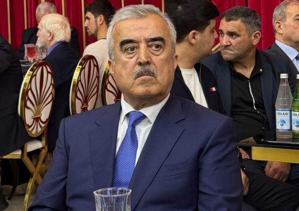 Etibar Məmmədovun villasından oğurluq edən şəxs elə ifadə verdi ki... -&nbsp;“Yataq otağında dollar “paçka”ları vardı”&nbsp;