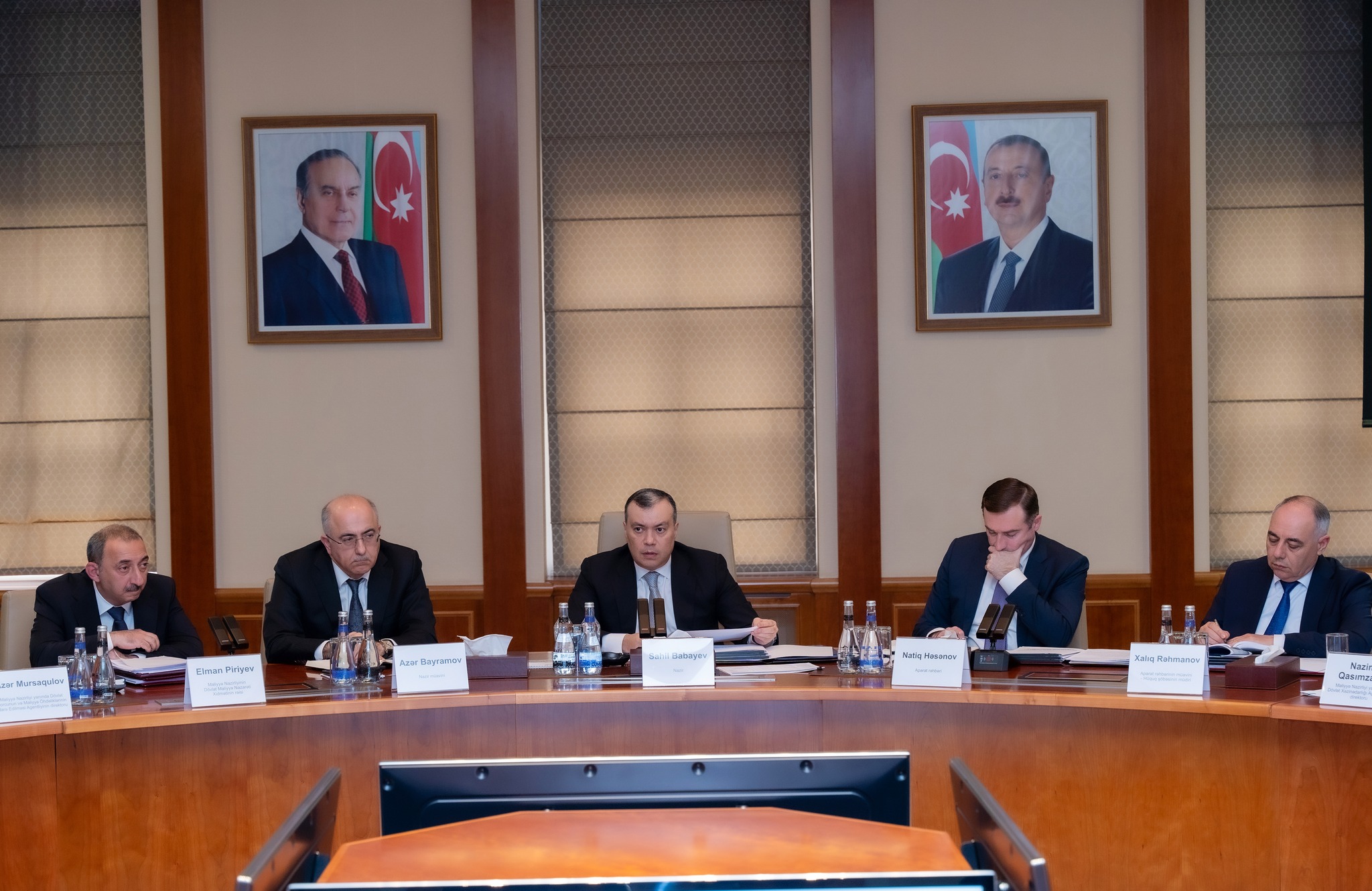 MALİYYƏ NAZİRİNƏ DAHA BİR MÜAVİN TƏYİN OLUNDU - Sərəncam