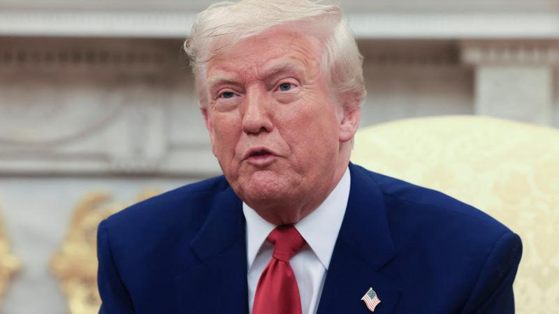 Tramp Türkiyəyə qəfil səfərə hazırlaşır: "Ümid edirik ki, Putin İstanbula gələcək, sonra..."