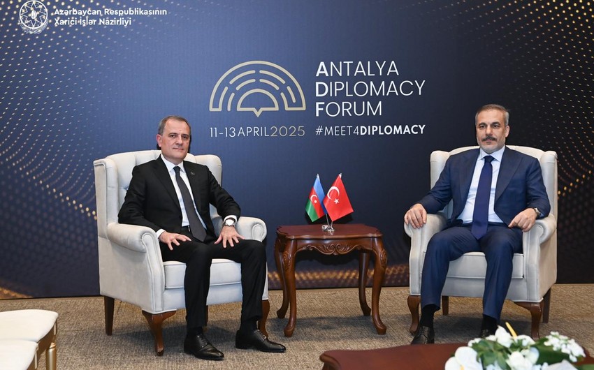 Ceyhun Bayramov Antalyada Hakan Fidanla görüşüb