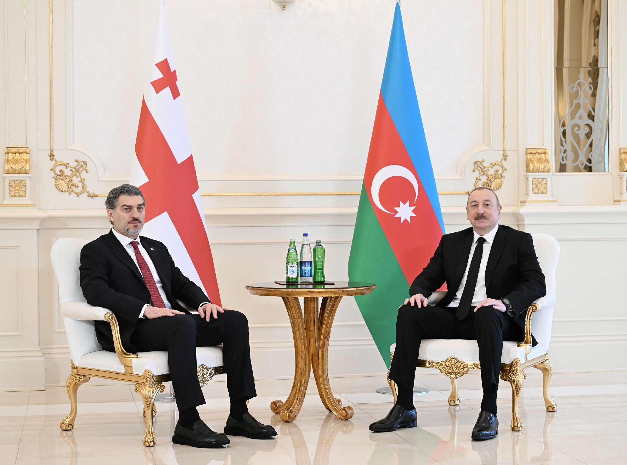 Prezident&nbsp;İlham Əliyev&nbsp;Mixail Kavelaşvili ilə təkbətək görüşüb, birgə bəyanat veriblər - FOTOLAR (YENİLƏNİB)