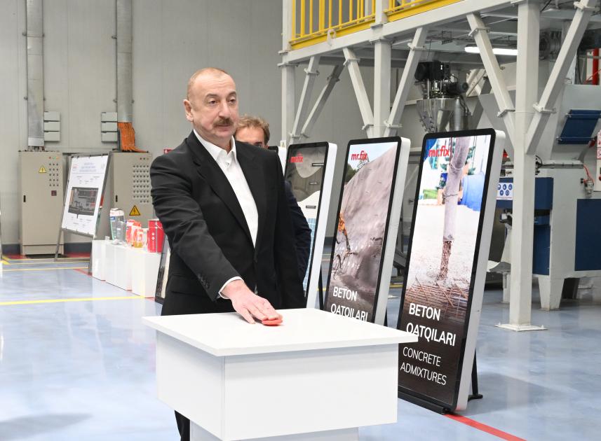 Prezident İlham Əliyev Sumqayıt Kimya Sənaye Parkında - FOTOLAR