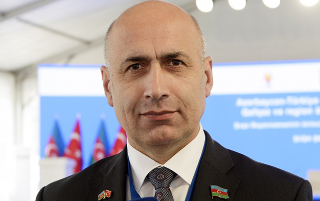 Hamının vahid bileti və dili - Yaxud ucuz reytinq şousu...