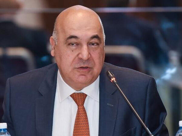 "Sanki alçalaraq pul istəyirik" -&nbsp;Çingiz Abdullayev