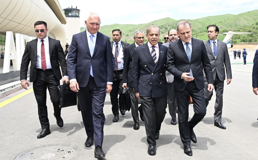 Şahbaz Şərif Laçında&nbsp;belə qarşılandı - FOTO