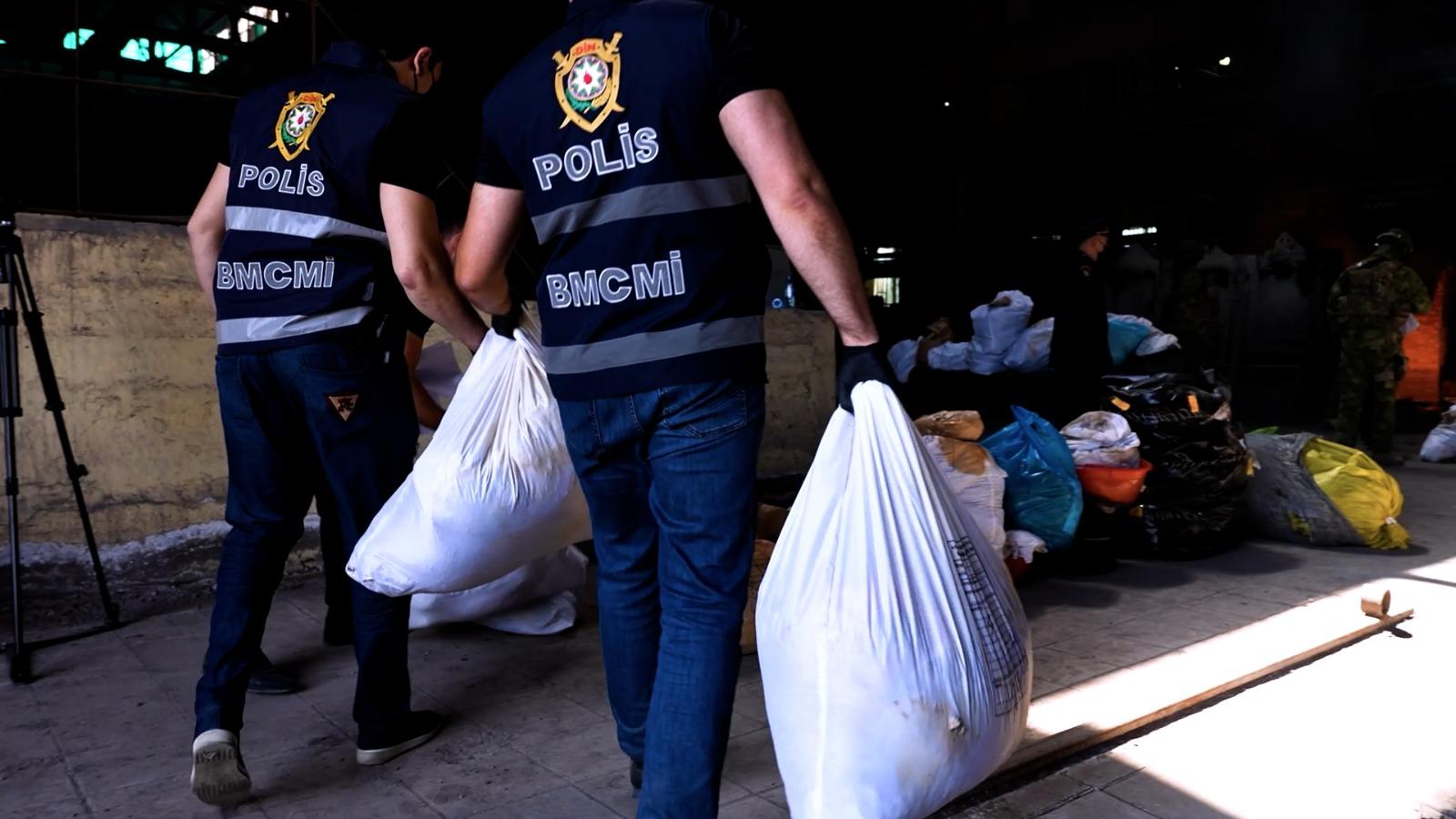 Bakıda polis 4.5 ton narkotik vasitəni&nbsp;məhv edib - FOTOLAR
