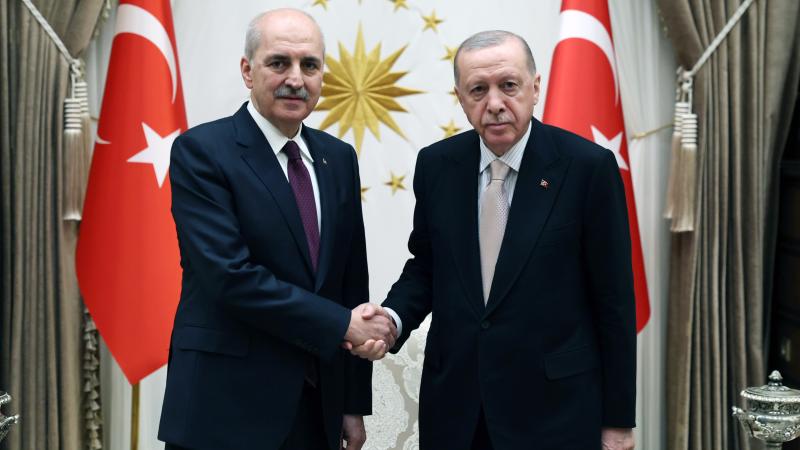 Türkiyə parlamentinə sədr seçkisi oldu - Ərdoğan Numan Kurtulmuşu qəbul etdi (FOTO)