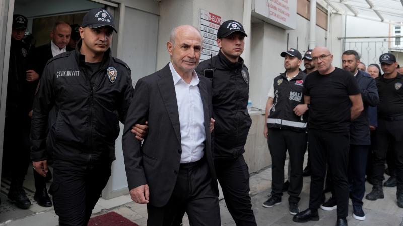 Türkiyədə daha bir bələdiyyə sədri saxlanıldı