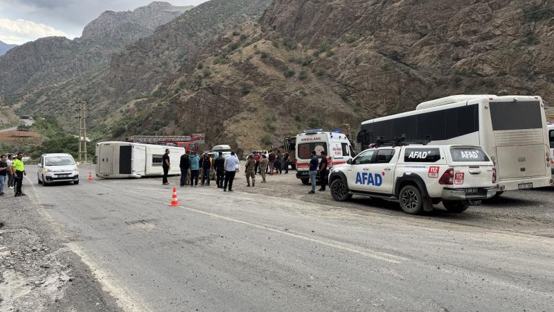 Türkiyədə qəza: 12 əsgər xəsarət alıb