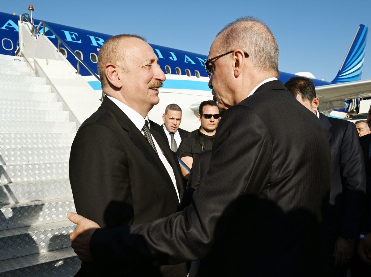 Ərdoğan İlham Əliyevi&nbsp;Türkiyədən Bakıya belə yola saldı - FOTOLAR
