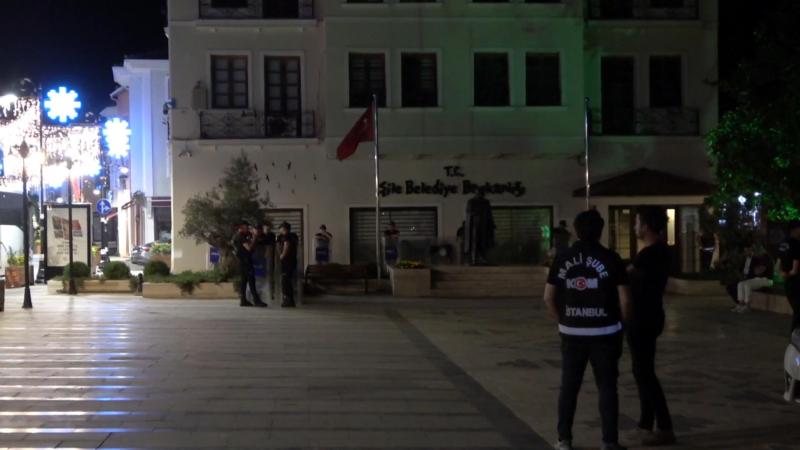 CHP-li bələdiyyə sədrlərinə qarşı əməliyyat genişlənir - İstanbulda daha bir sədr "nişangah"a gəldi