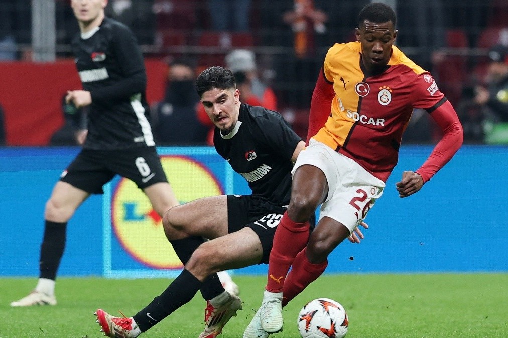 "Spartak Moskva" "Qalatasaray"ın müdafiəçisini istəyir