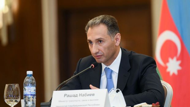Nazir yeni proqramdan danışdı: \"Məktəbdən universitetə, universitetdən isə iş yerinə qədər...\"