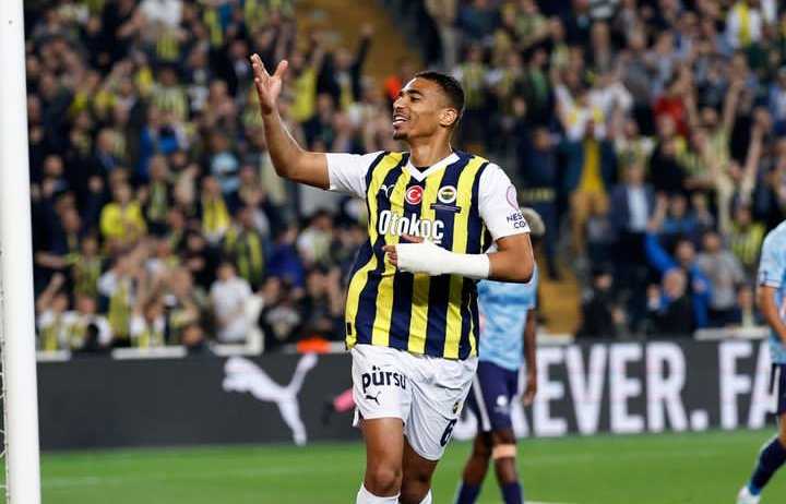 "Lill" "Fənərbağça"nın müdafiəçisini istəyir