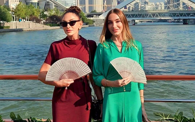 Arzu Əliyeva Çində Mehriban Əliyeva ilə foto paylaşdı - FOTO