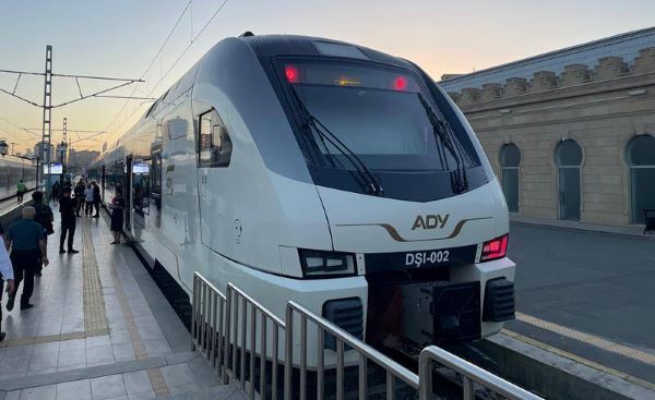 Kürdəmirə qatarla getmək mümkün olacaq gedəcək - Biletlər bu tarixdən satışda olacaq