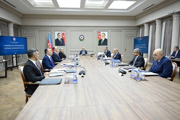 İqtisadi Şuranın iclası keçirilib - Nələr müzakirə olunub?