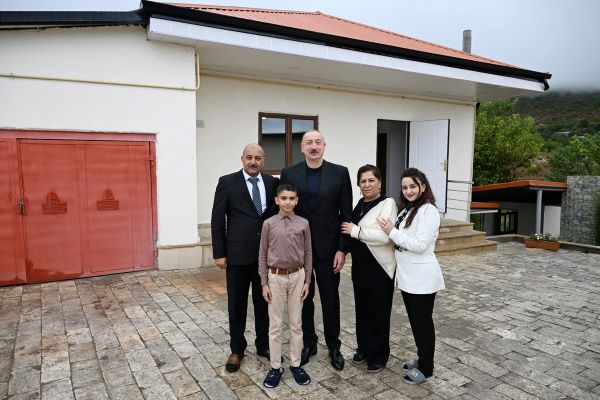 Prezident İlham Əliyev Sos kəndində olub - FOTOLAR