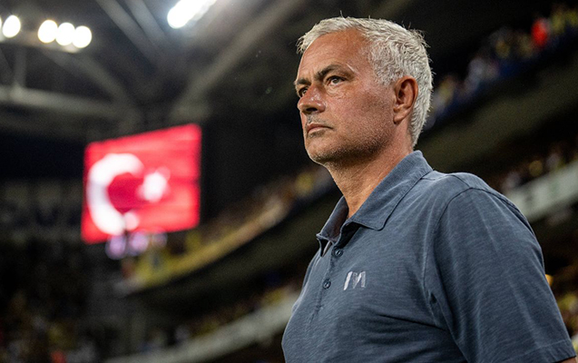 Mourinyo "Benfika" ilə anlaşdı, "Qarabağ"la oyundan söz açdı: ""Fənərbağça"ya getməyim xəta idi"