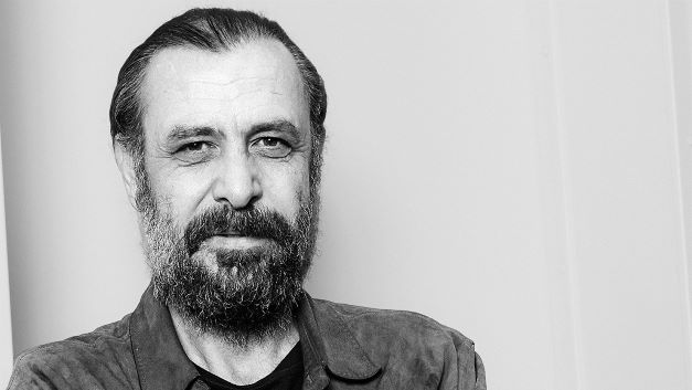 Məşhur aktyora kəllə atan jurnalist: "Qızıma və rəhbərimə söydü..."