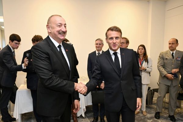 İlham Əliyevdən Makrona məktub: \"Sizinlə son telefon danışıqlarımız və...\"