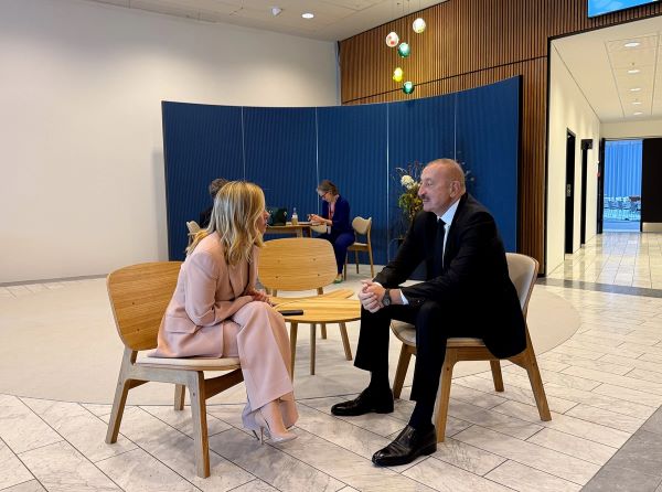 Prezident İlham Əliyev Corcia Melonini təbrik edib: \"Bu tarixi nailiyyət onun güclü liderliyini...\"