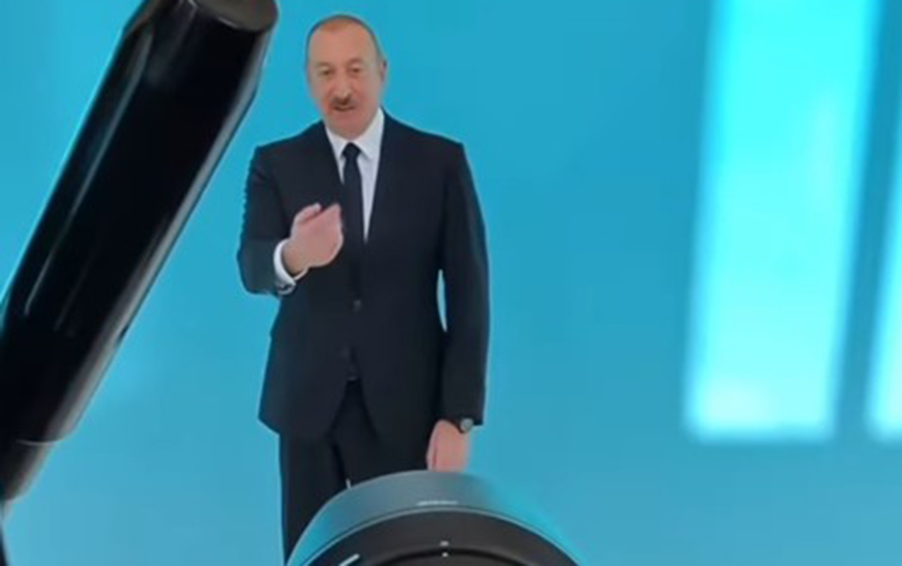 "Qonaqlara şərait yaradın&rdquo; - İlham Əliyev yerli media nümayəndələrinə belə səsləndi (VİDEO)