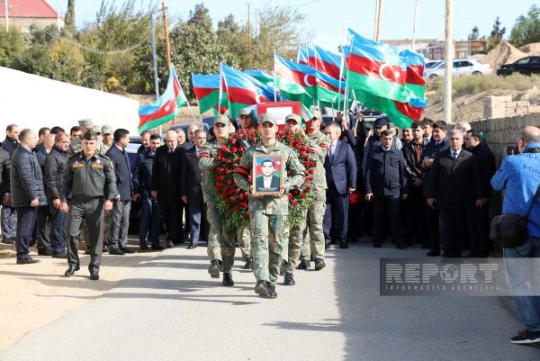 Şəhid Elçin Quliyev dəfn edilib