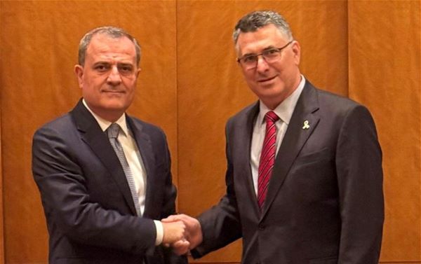 Azərbaycan və İsrail XİN başçıları telefonda danışıb