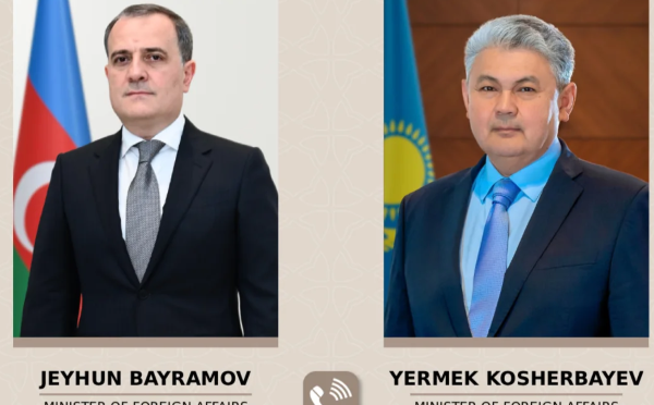 Qazaxıstan XİN başçısı Ceyhun Bayramova zəng edib - Nələr müzakirə olunub?