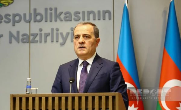Azərbaycan İrandan bütün diplomatik heyətini çıxarır (YENİLƏNİB)