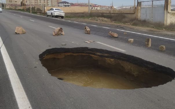 Masazırda çökən yolla bağlı rəsmi açıqlama yayıldı