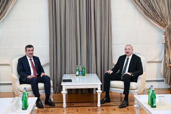 Prezident İlham Əliyev Cevdet Yılmazın başçılıq etdiyi nümayəndə heyətini qəbul edib - MÜZAKİRƏ + FOTO