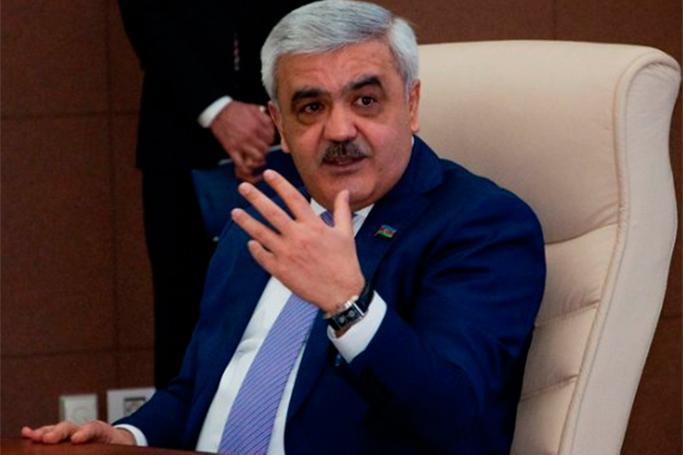 \"Zaman-zaman dəyişikliklərin, yeniliklərin şahidi oluruq\" -  Rövnəq Abdullayev