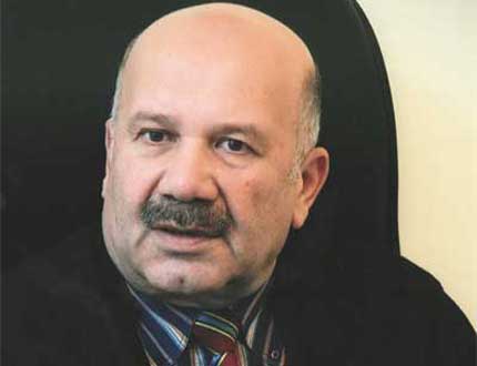 \"Heydər Əliyev baxışları ilə Bəylər Eyyubovu bu hərəkəti etməkdən yayındırdı...\" - Səyyad Arandan müsahibə 