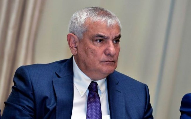 Nazir rektorun oğlunu da vəzifədən azad elədi&nbsp;