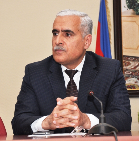 Vüqar Rəhimzadə Prezidentin Talış kəndindən dünyaya mesajını şərh etdi