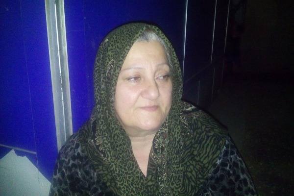 Rübabə Muradova ilə Süleyman Rüstəmin qızı küçədə dilənir: \"Atalı-analı yetim böyüdüm\"