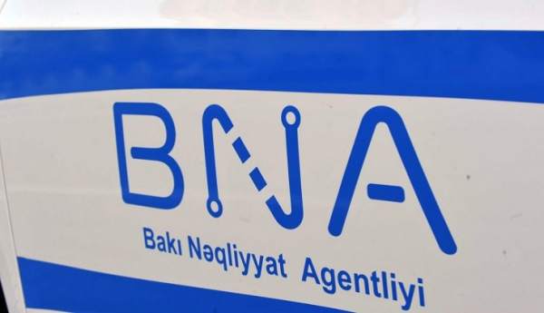 BNA piyada zolağını hasara aldı - Bakı sakinləri məhəccərin üstündən atlanacaq? + VİDEO