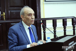 \"Jurnalistlər zəhmət çəkib, yazılarını bir neçə dəfə oxusunlar\" - Möhsün Nağısoylu  