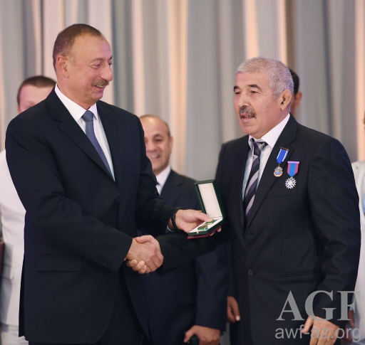 Elçin Zeynalov 70 illik yubileyini qeyd edir - FOTO