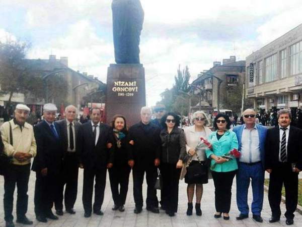 Şair Vaqif İbrahimin xatirəsi anıldı - FOTOLAR