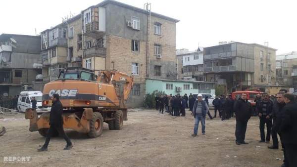 Gəncə icra başçısının müavinindən partlayışla bağlı açıqlama: “İki ailə dağıntılar altında qalıb”