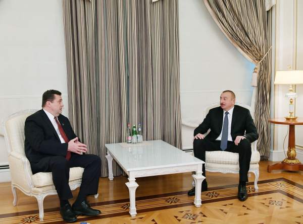 Prezident İlham Əliyev Rusiya Jurnalistlər İttifaqının sədri ilə görüşdü - Müzakirə + FOTO 